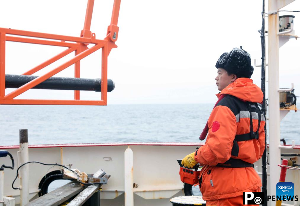 2 conducts marine ecosystem survey in Amundsen Sea
