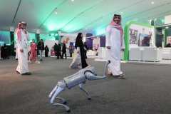 Chinese robot dog steals show at Saudi media exhibition