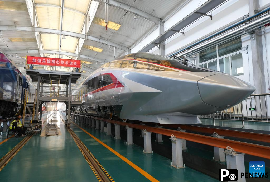 Prototype of CR450 bullet train undergoes tests in Beijing