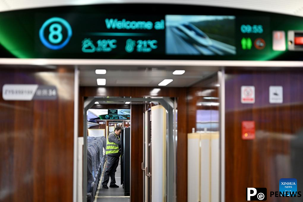 Prototype of CR450 bullet train undergoes tests in Beijing