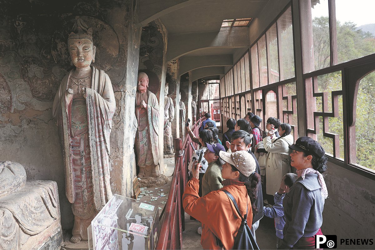 Diverse tourism spots prosper from ice shows, chill hotpot