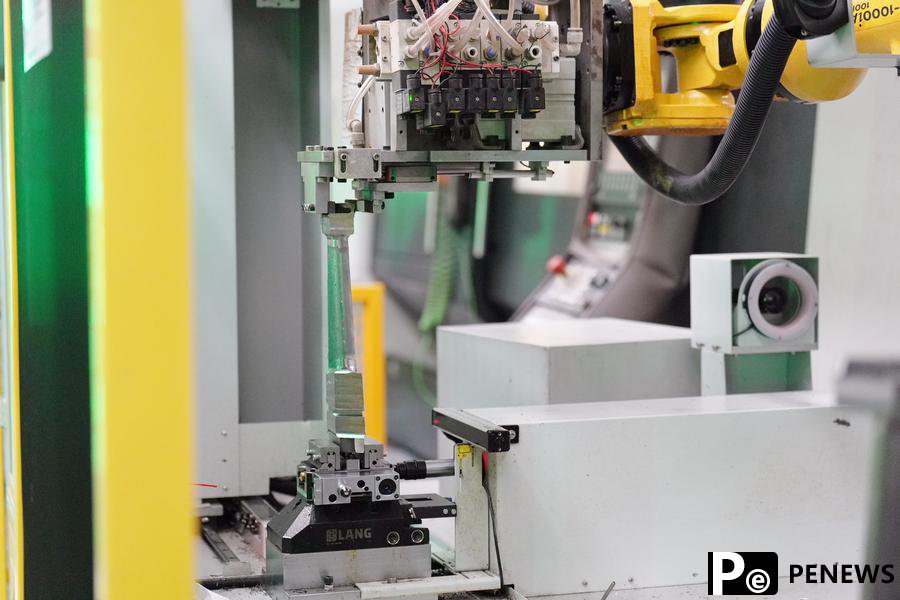 Digital intelligence empowers old industry base in NE China