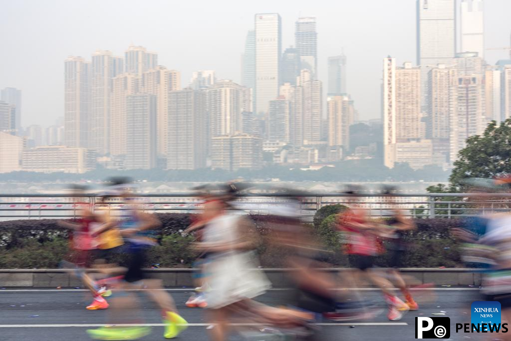 Highlights of 2025 Chongqing Marathon in China