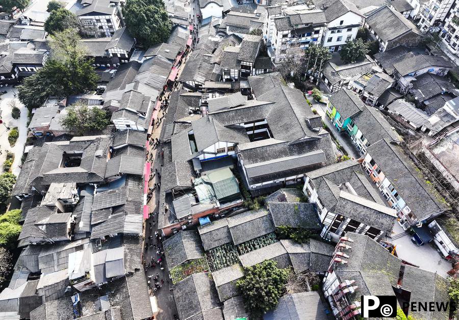 Explore authentic charm of Ciqikou ancient town
