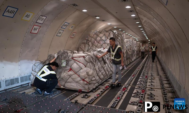 Air cargo carriers add 19 routes to Europe in Jan