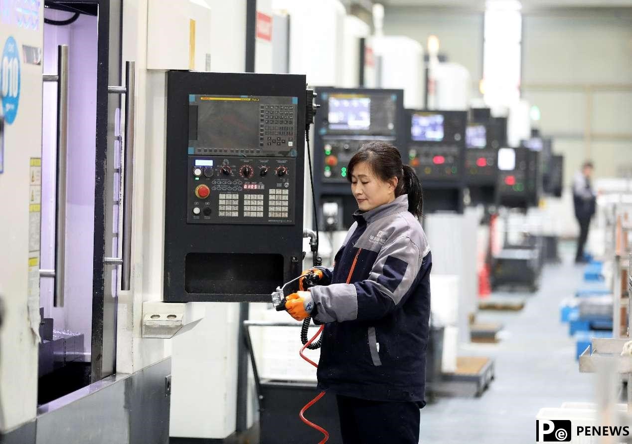 Five percent GDP growth target aligns with China