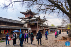 Yunnan's ancient town attracts tourists worldwide