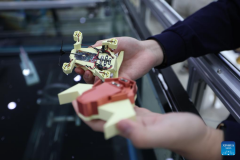 Bionic robots promote fishery development in China's Liaoning