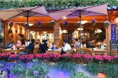Yunnan's flowers spread fragrance to global markets