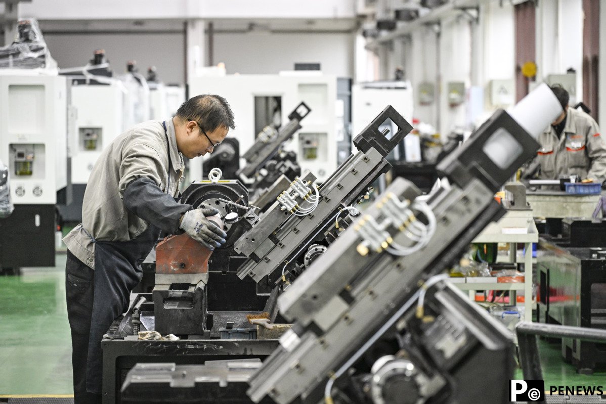 China accelerates consumption