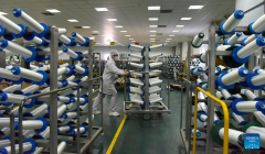 Private enterprises in Linzhou City of Henan operate in full swing