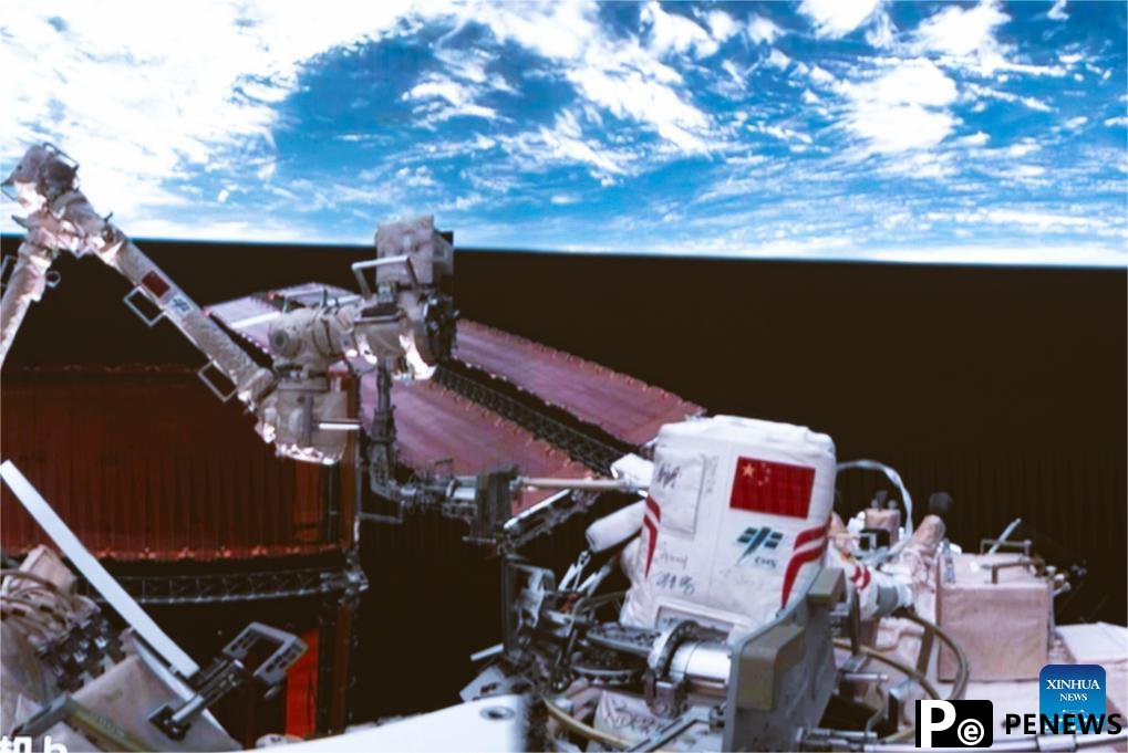19 crew completes third extravehicular activities
