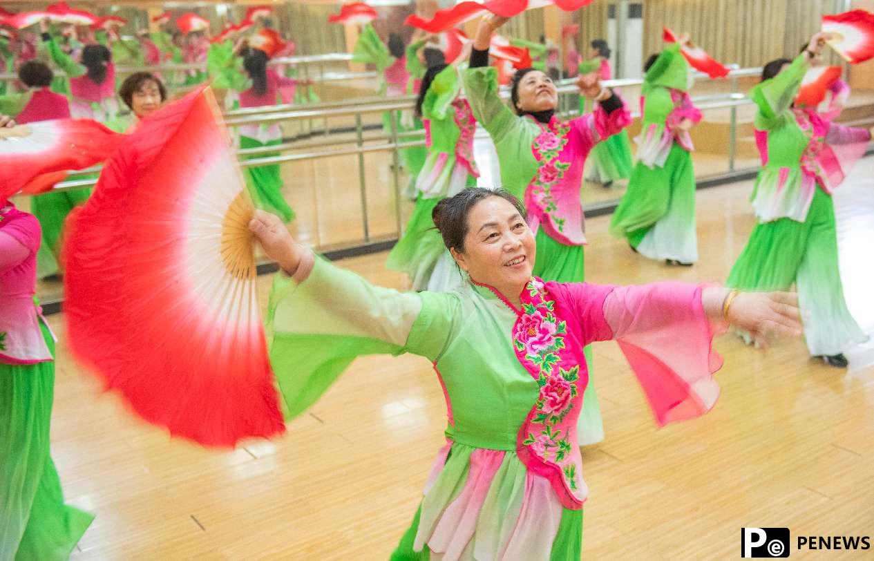 Rising life expectancy：a window into China