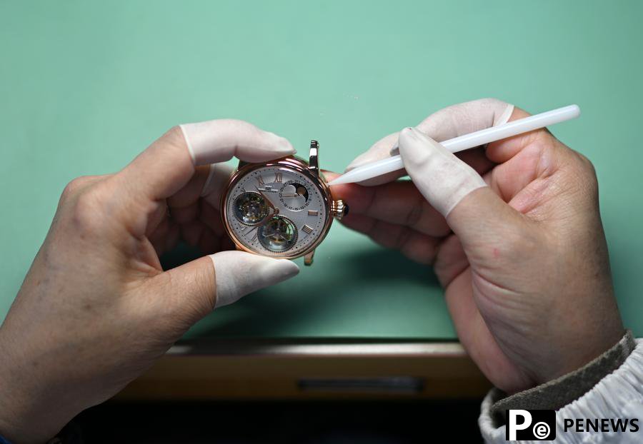 GULL celebrates 70th anniversary of 1st domestic watch in Tianjin