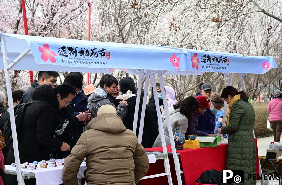 Spring tourism reflects the economy vitality across China