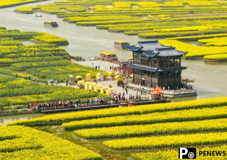 Spring tourism reflects the economy vitality across China