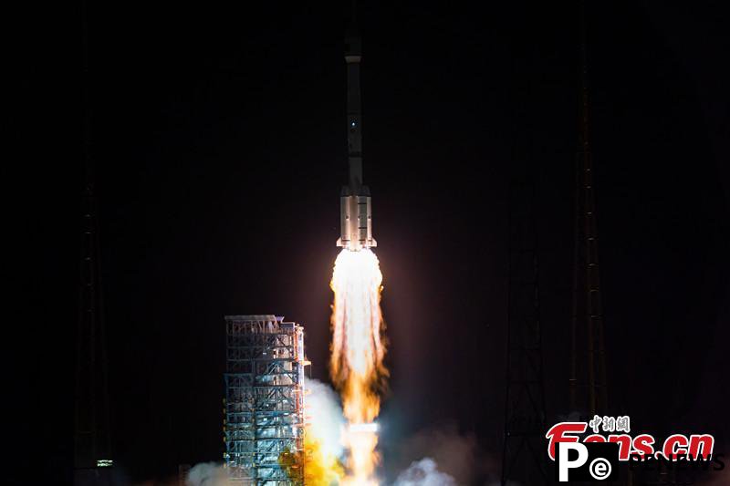 China sends new data relay satellite into space