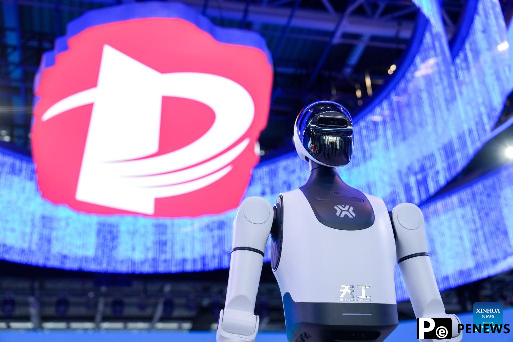 Humanoid robots shine at 2025 Zhongguancun Forum