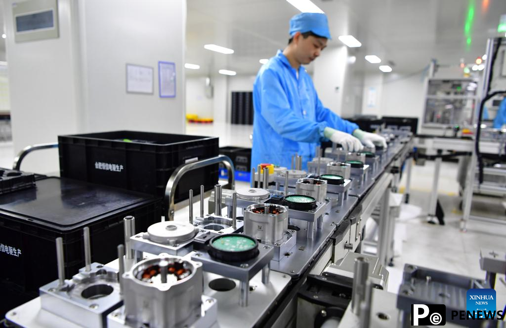 Development of emerging industries injects momentum into high