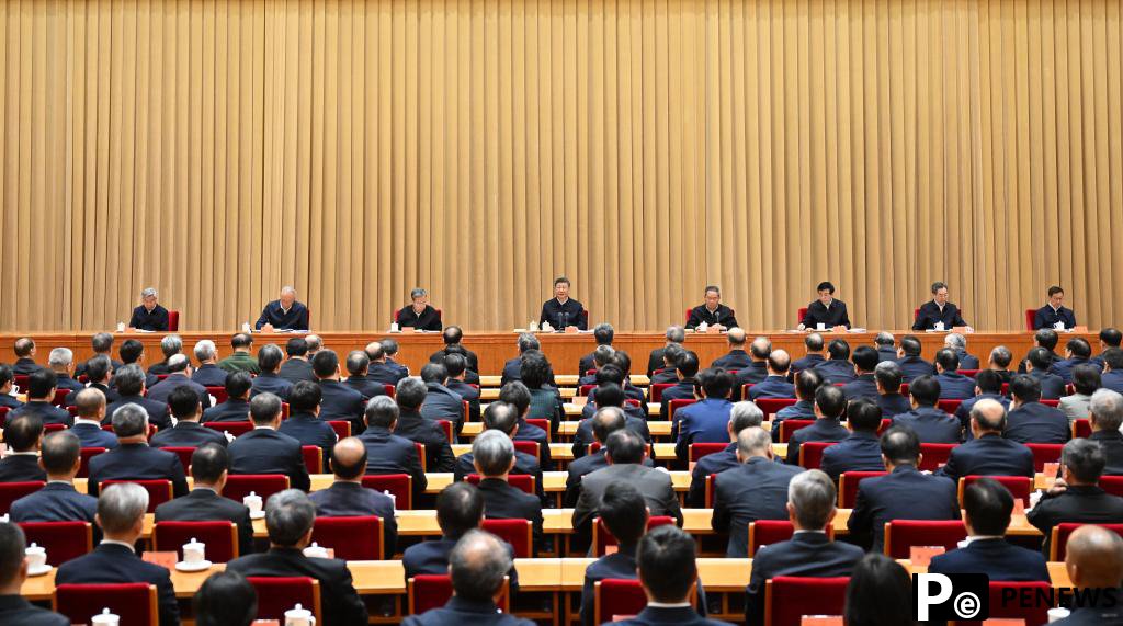 Xi calls for building community with shared future with neighboring countries