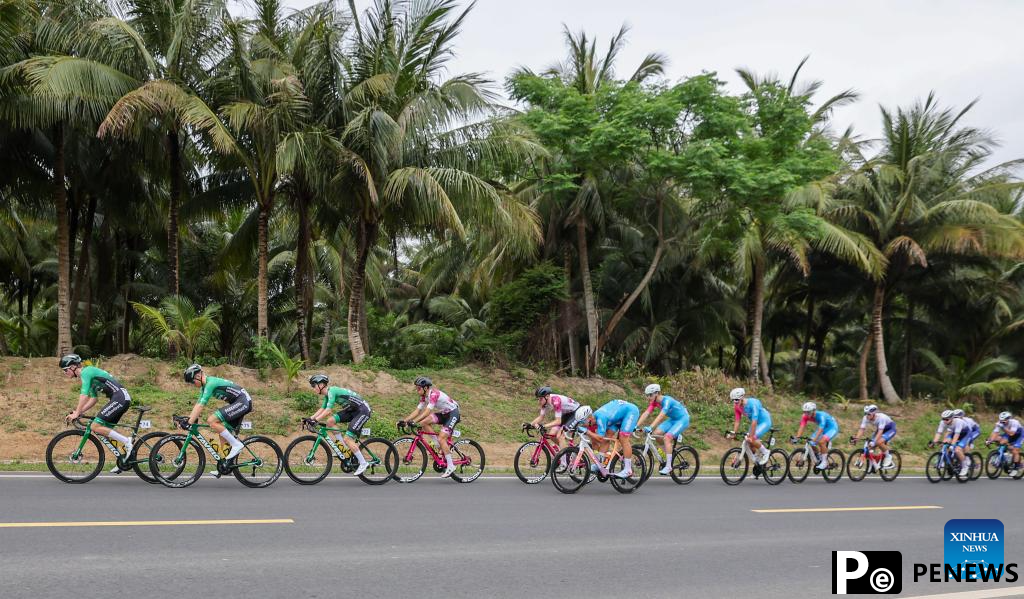 Highlights of 16th Tour of Hainan cycling race in Qionghai