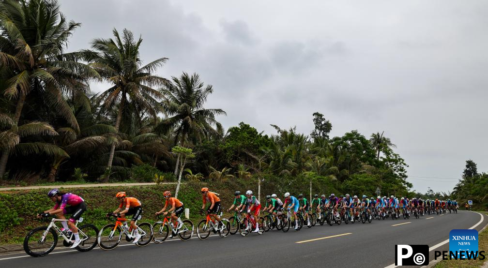 Highlights of 16th Tour of Hainan cycling race in Qionghai