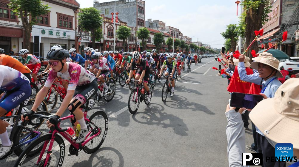 In pics: 16th Tour of Hainan cycling race