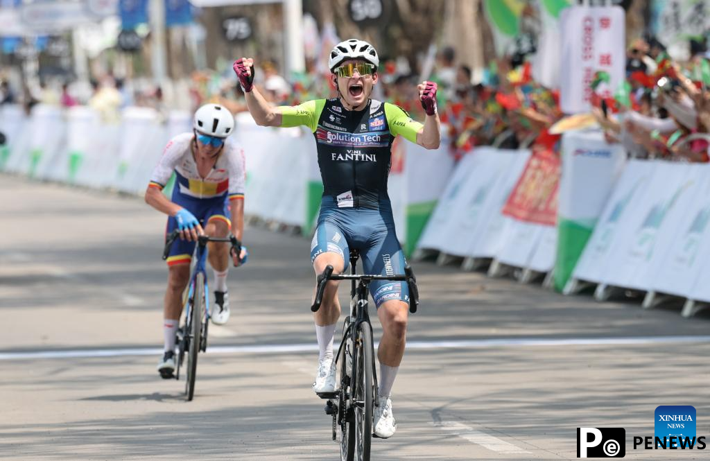 In pics: 16th Tour of Hainan cycling race