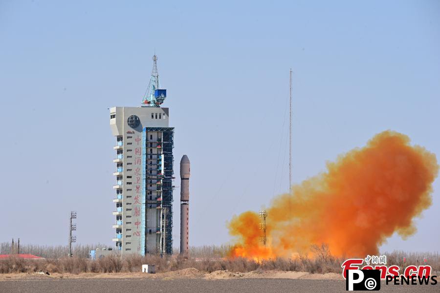 China sends test satellite for internet technology into space