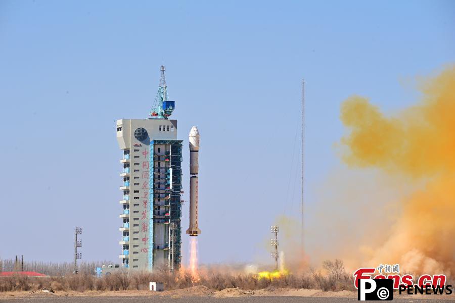 China sends test satellite for internet technology into space