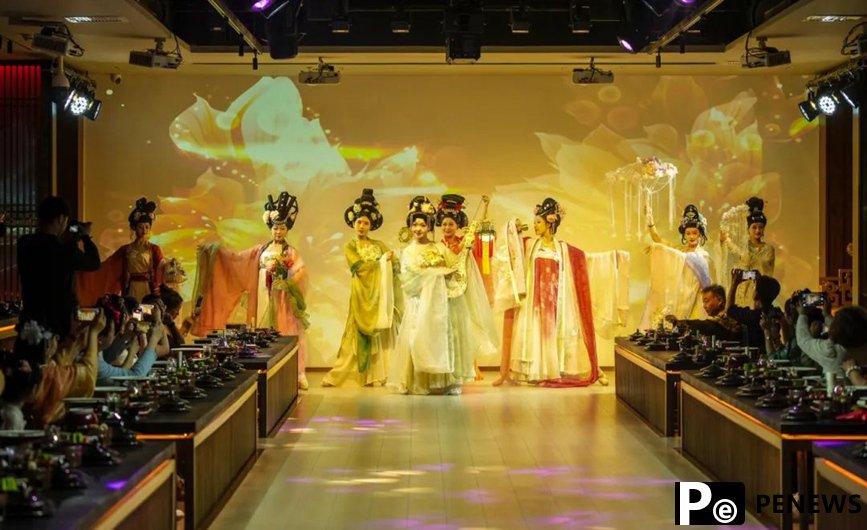 42nd China Luoyang Peony Cultural Festival opens with colorful celebrations