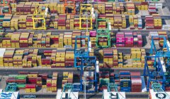China hits back at US tariffs to defend rules