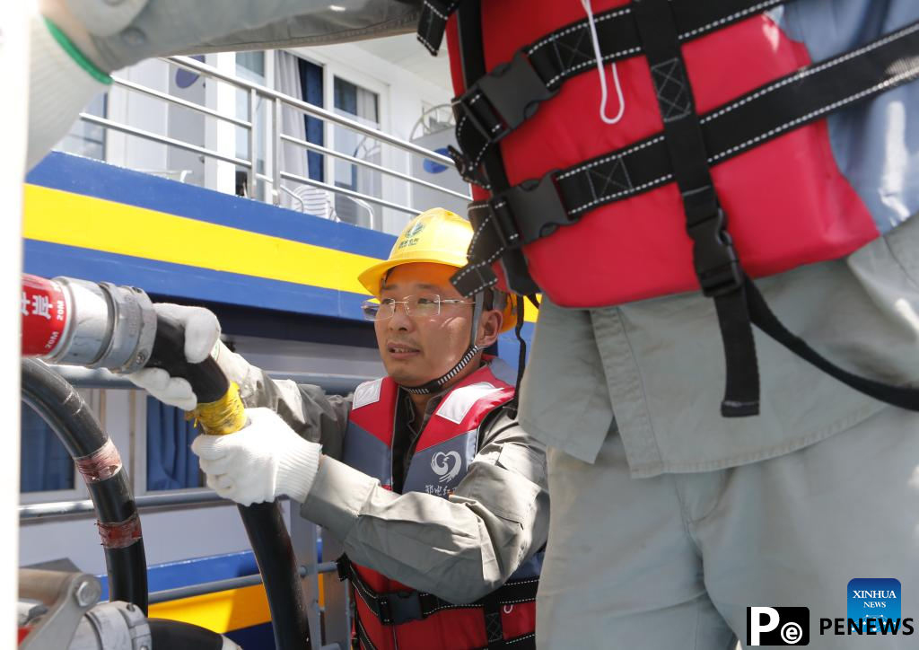 Yichang advances green shipping with use of shore power