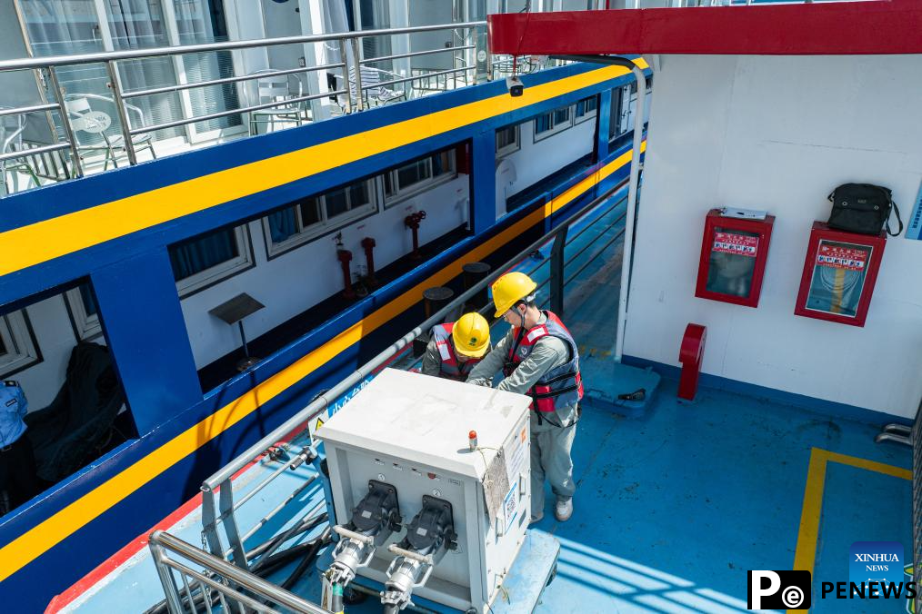 Yichang advances green shipping with use of shore power
