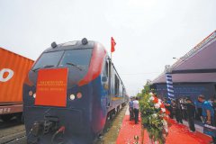Rail freight from Hebei makes way to Hanoi
