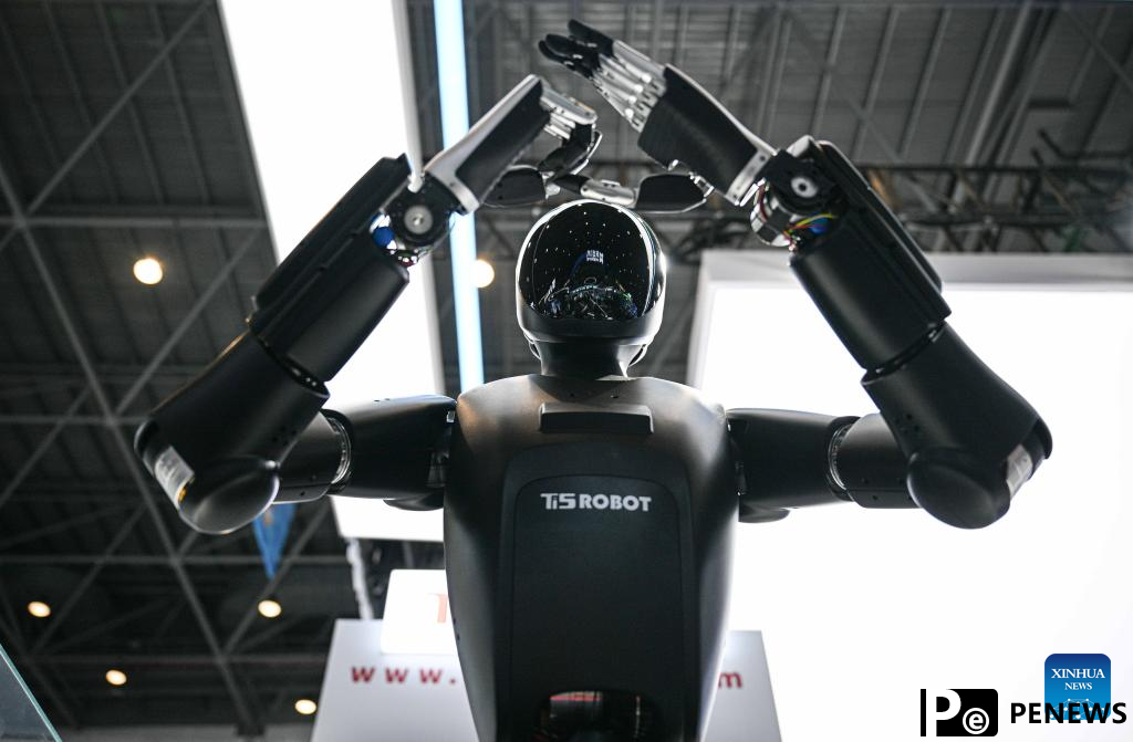 edge robots displayed at 5th CICPE in Haikou, China