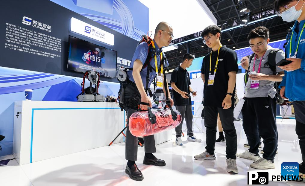 edge robots displayed at 5th CICPE in Haikou, China
