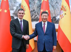 Chinese, Spanish leaders pledge to enhance ties, safeguard free trade