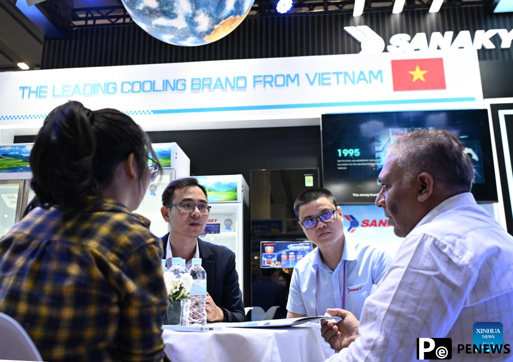 Vietnamese entrepreneur seeks business opportunities in Canton Fair