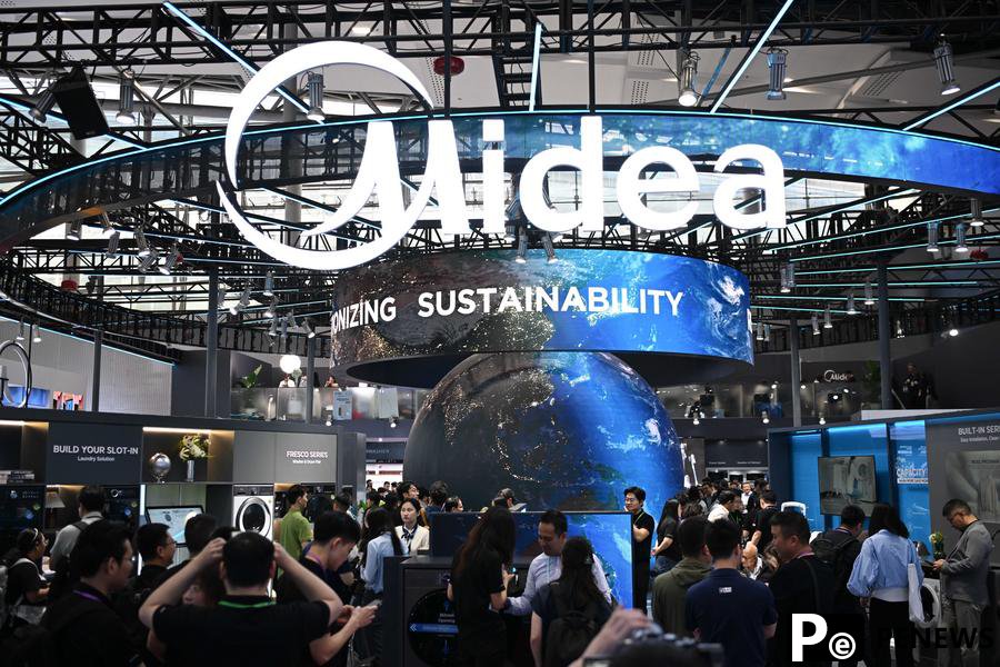 137th edition of the Canton Fair opens in S China