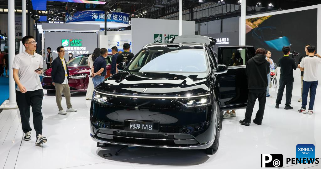 Chinese brands showcased at ongoing CICPE in Haikou