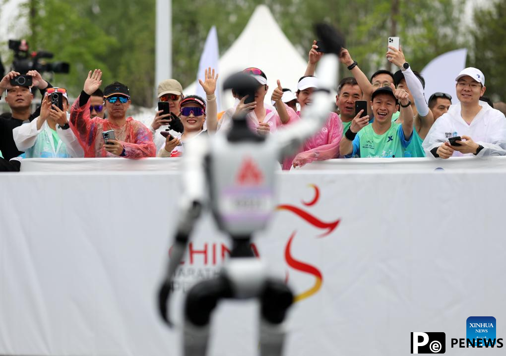 marathon and humanoid robots half