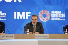 IMF downgrades global growth forecast to 2.8 pct in 2025 amid increased tariffs