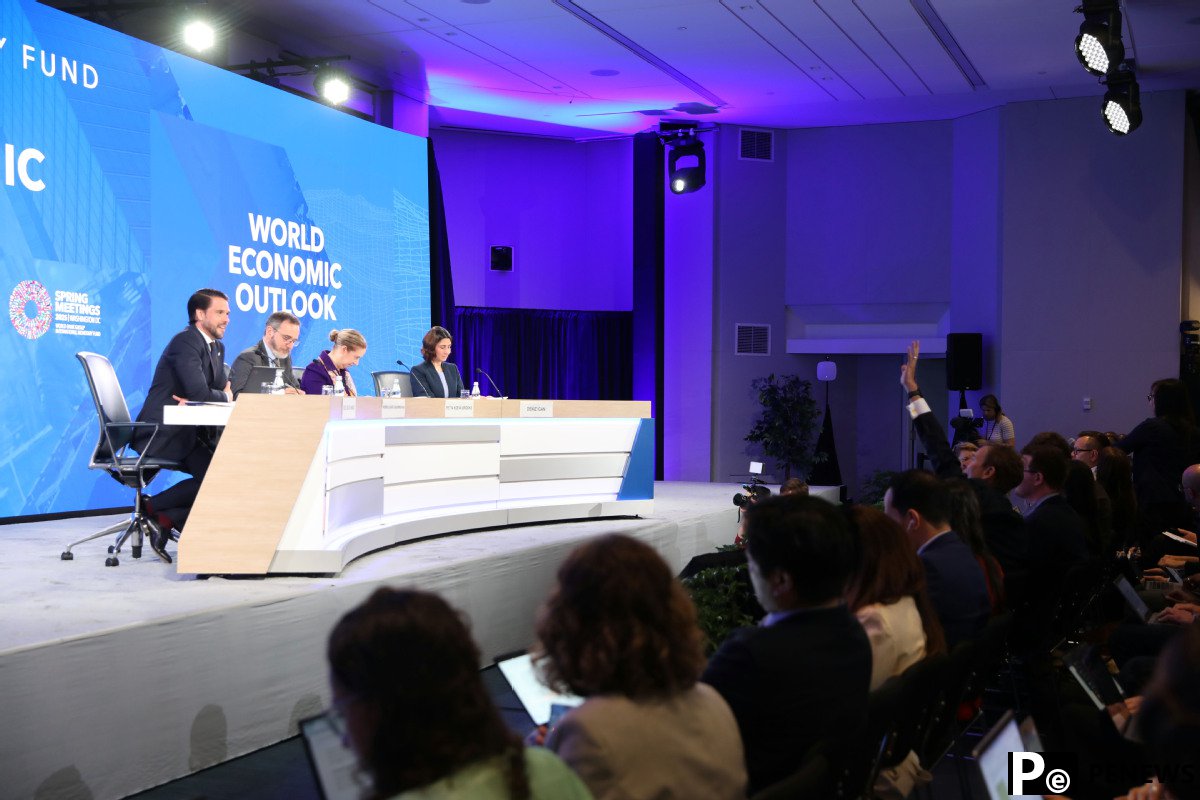 Outlook for US, global growth down