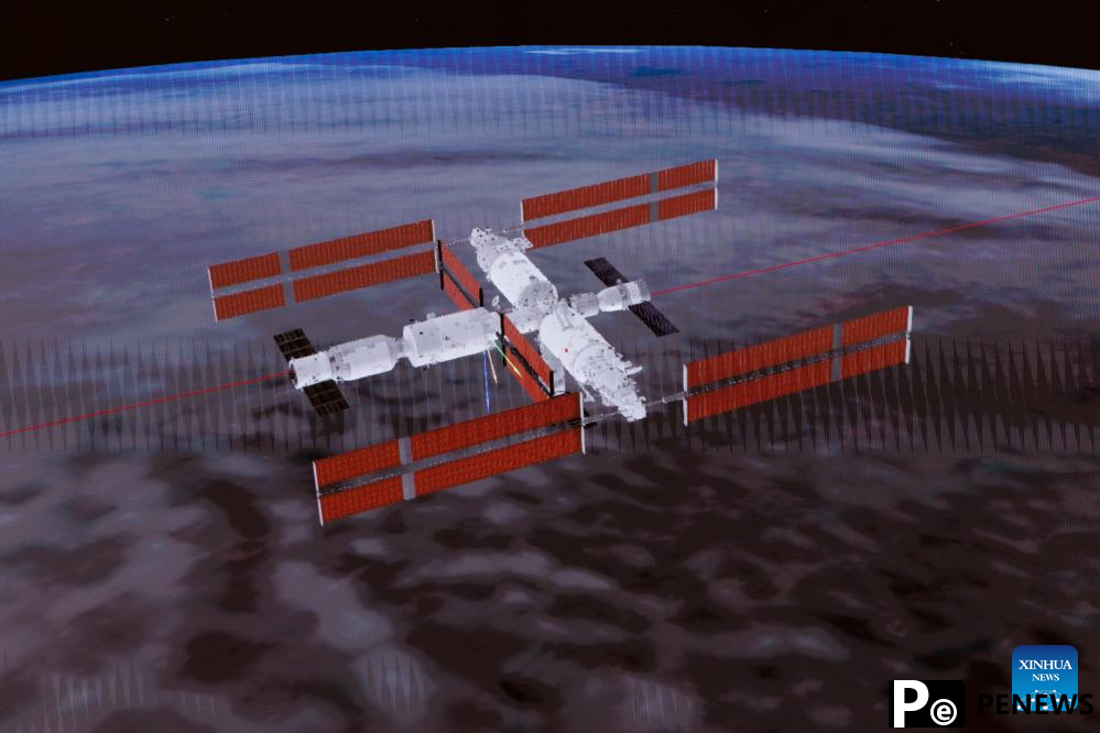20 manned spaceship docks with space station combination