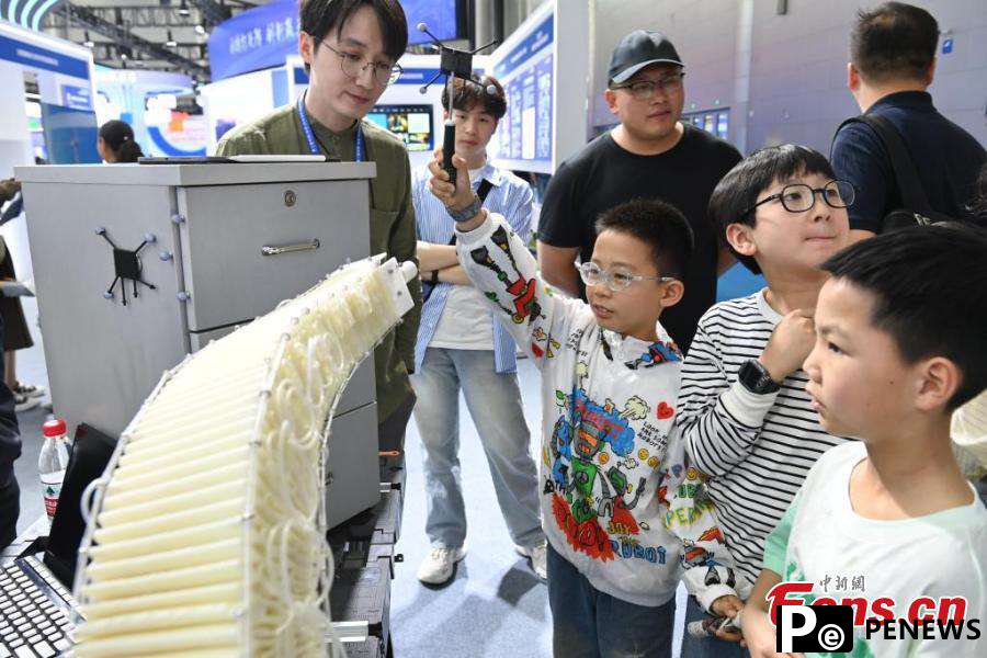 Scientific achievements showcased during Anhui fair