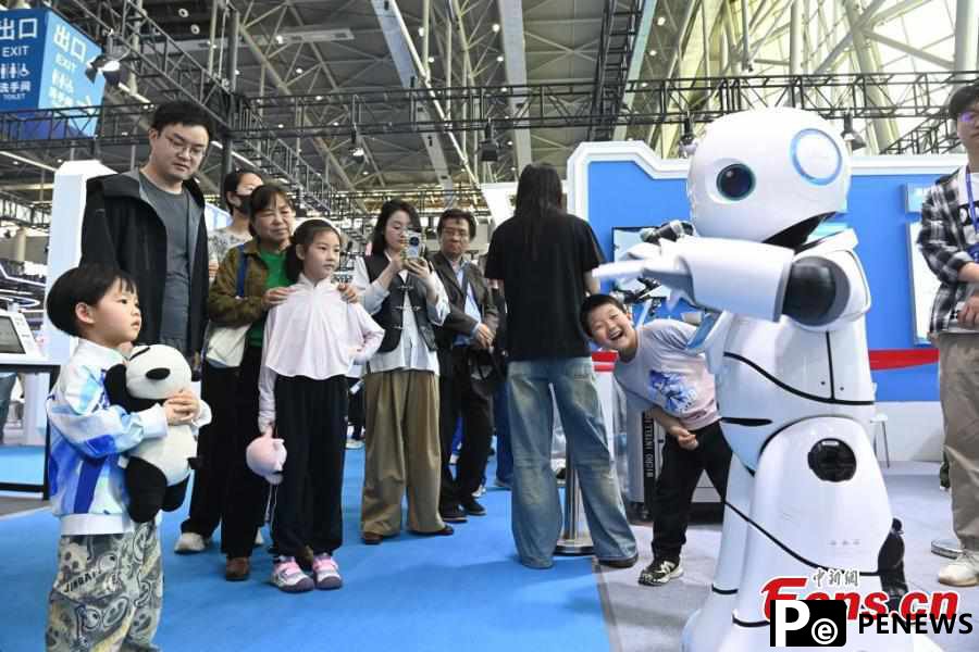 Scientific achievements showcased during Anhui fair