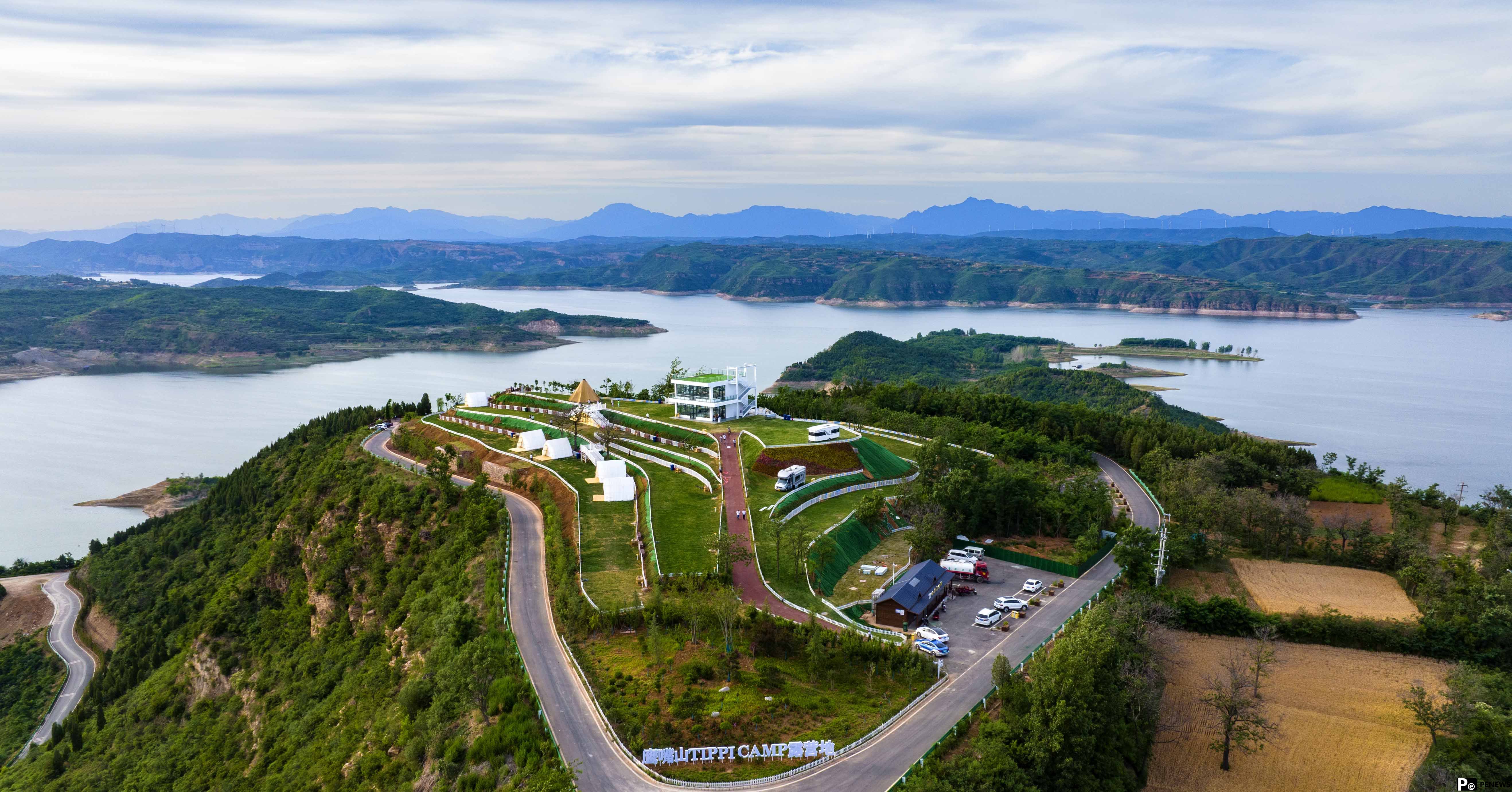 Eurasian journalists experience Chinese culture amid natural beauty