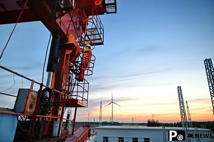 speed railway completes girder erection work