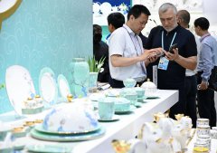 137th Canton Fair draws over 220,000 overseas buyers